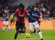 半岛体育app-AC米兰客场击败桑普多利亚，稳居榜首