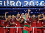 半岛体育app下载-包含法国足球联赛战况激烈，激发球迷热情的词条