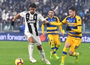 半岛体育竞技-意甲豪门交锋，尤文图斯对阵罗马