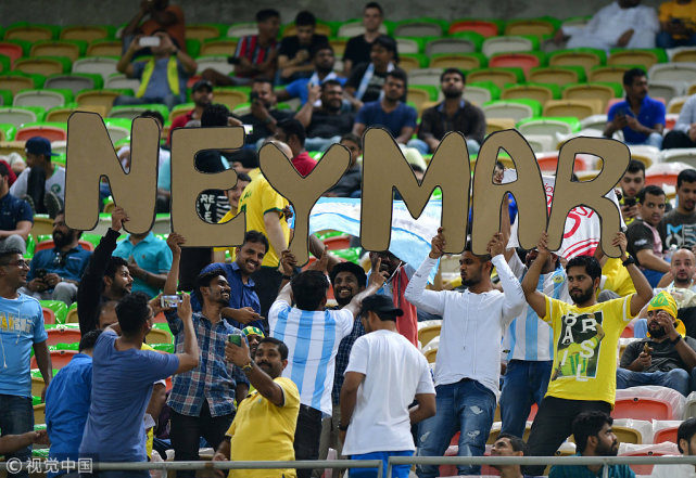 南美洲篮球锦标赛上演逆转好戏,球员展现实力 南美洲篮球锦标赛上演逆转好戏,球员展现实力