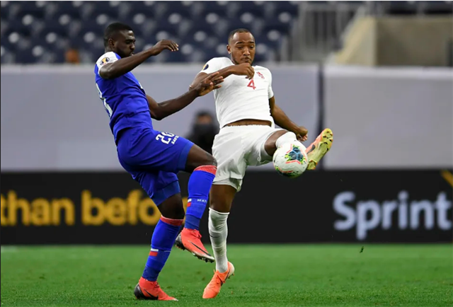 南美洲篮球锦标赛上演逆转好戏,球员展现实力 南美洲篮球锦标赛上演逆转好戏,球员展现实力