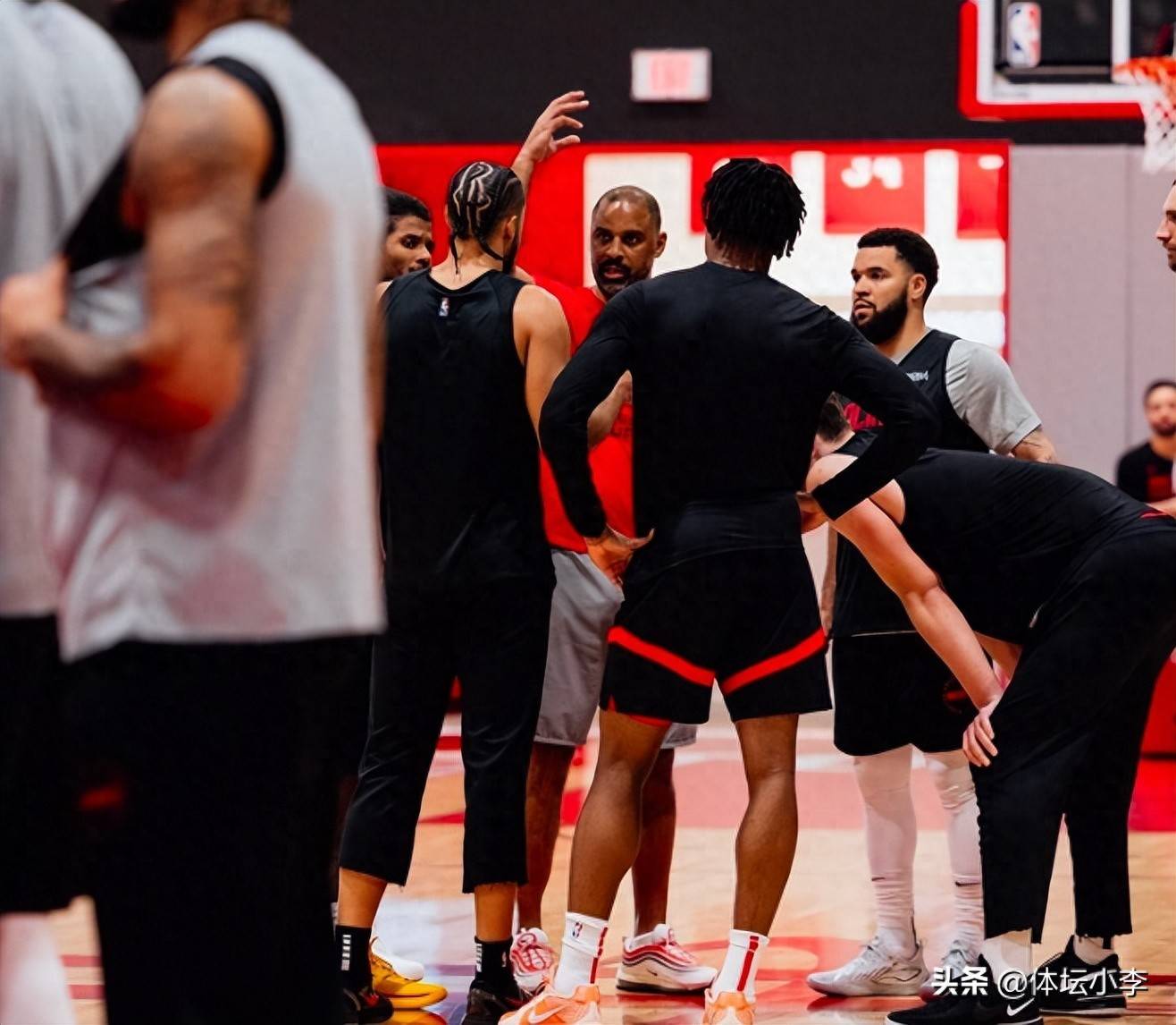 关于NBA球队因阵容调整迎来新气象,备战季后赛的信息 关于NBA球队因阵容调整迎来新气象,备战季后赛的信息