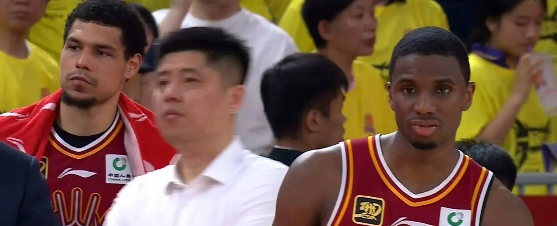 北京队未能延续连胜,球队遭遇挑战 北京队未能延续连胜,球队遭遇挑战