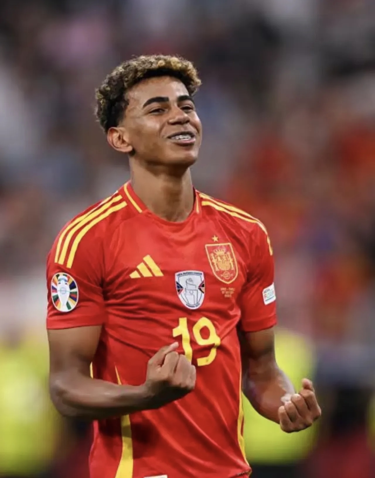 西班牙球队取得连胜，压倒性胜利引领前进步伐