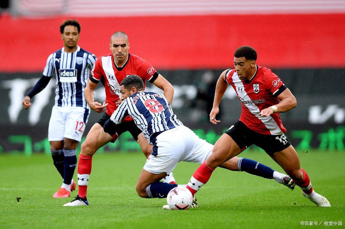 霍芬海姆险胜柏林赫塔，保持不败纪录