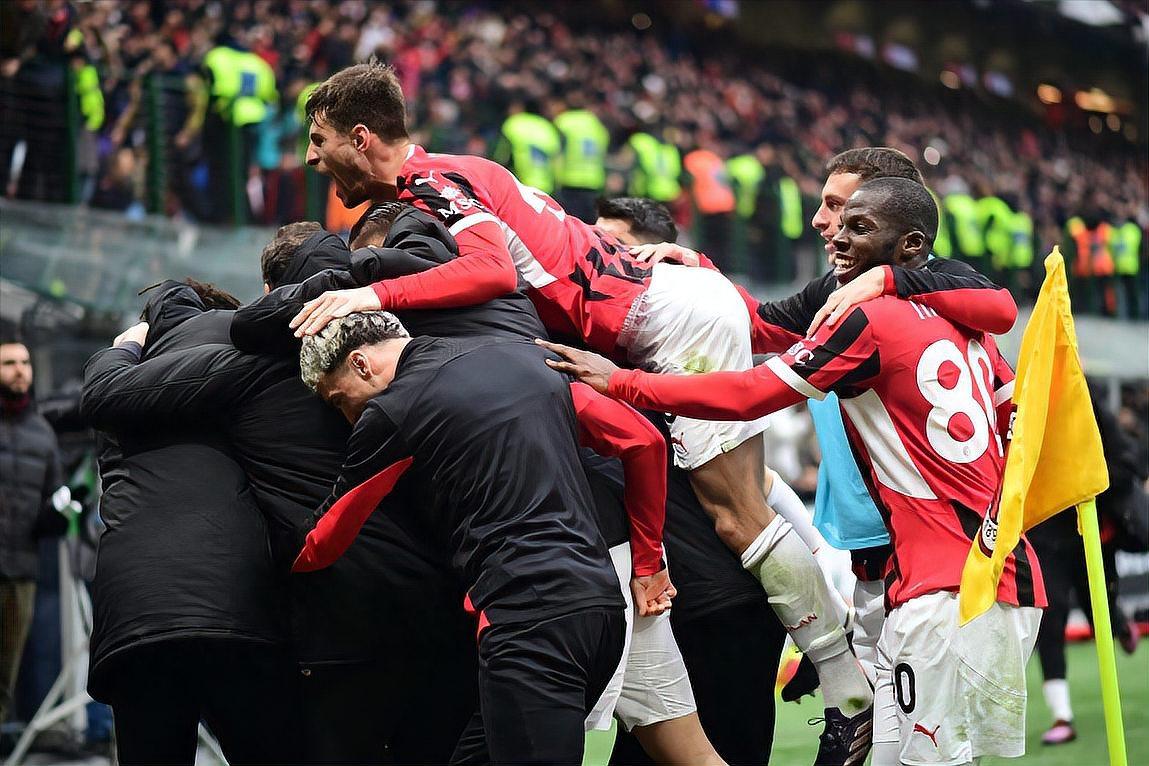 AC米兰客场逆转战胜,挽回颓势再次登顶 AC米兰客场逆转战胜,挽回颓势再次登顶