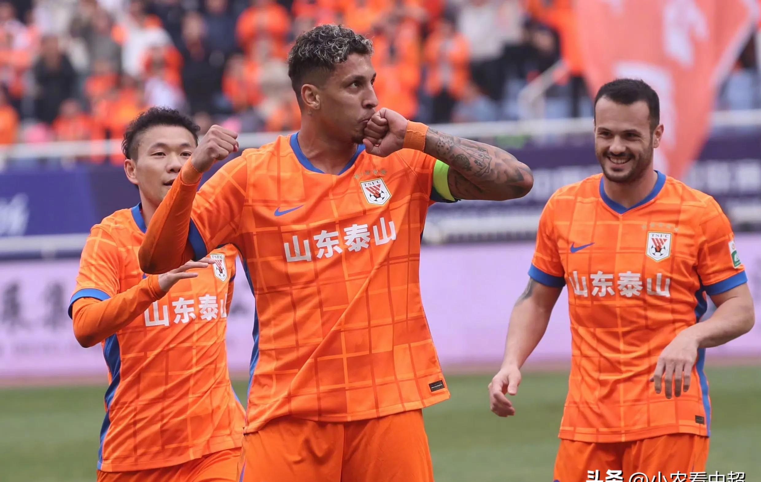 恒大对阵申花：豪取主场胜利，迎来开门红