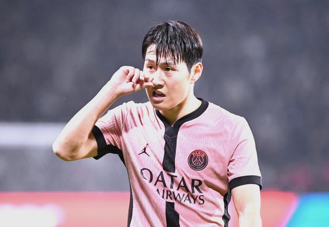 昂热队伍在比赛中展现出强大实力的简单介绍 昂热队伍在比赛中展现出强大实力的简单介绍